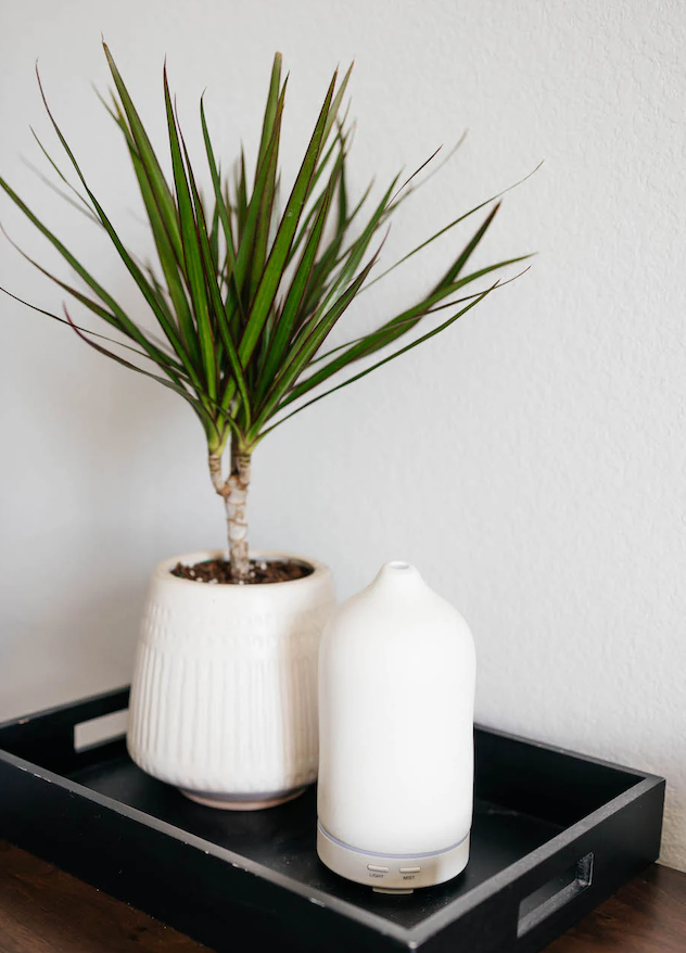 Ceramic Essential Oil Diffuser - White