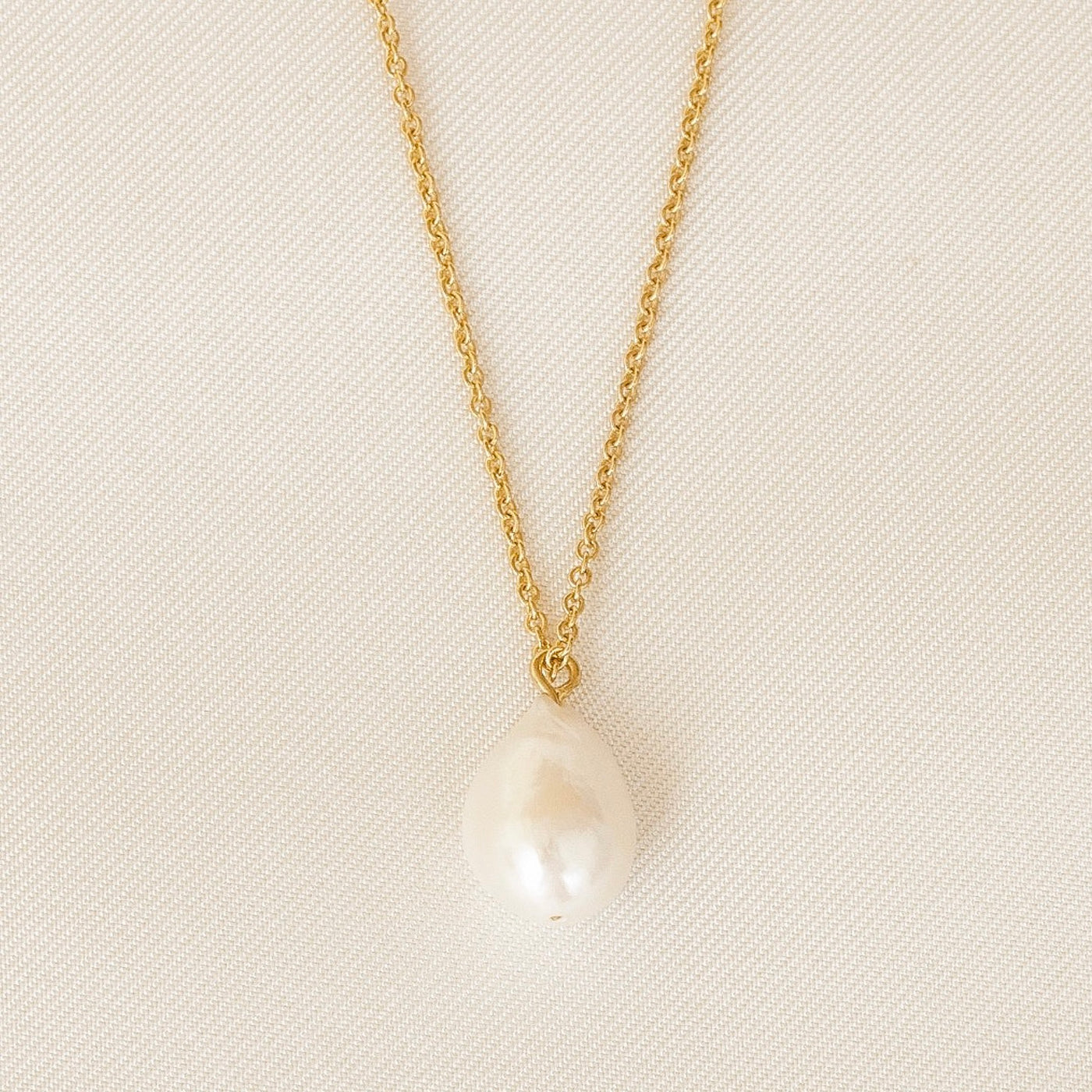 Estée Necklace